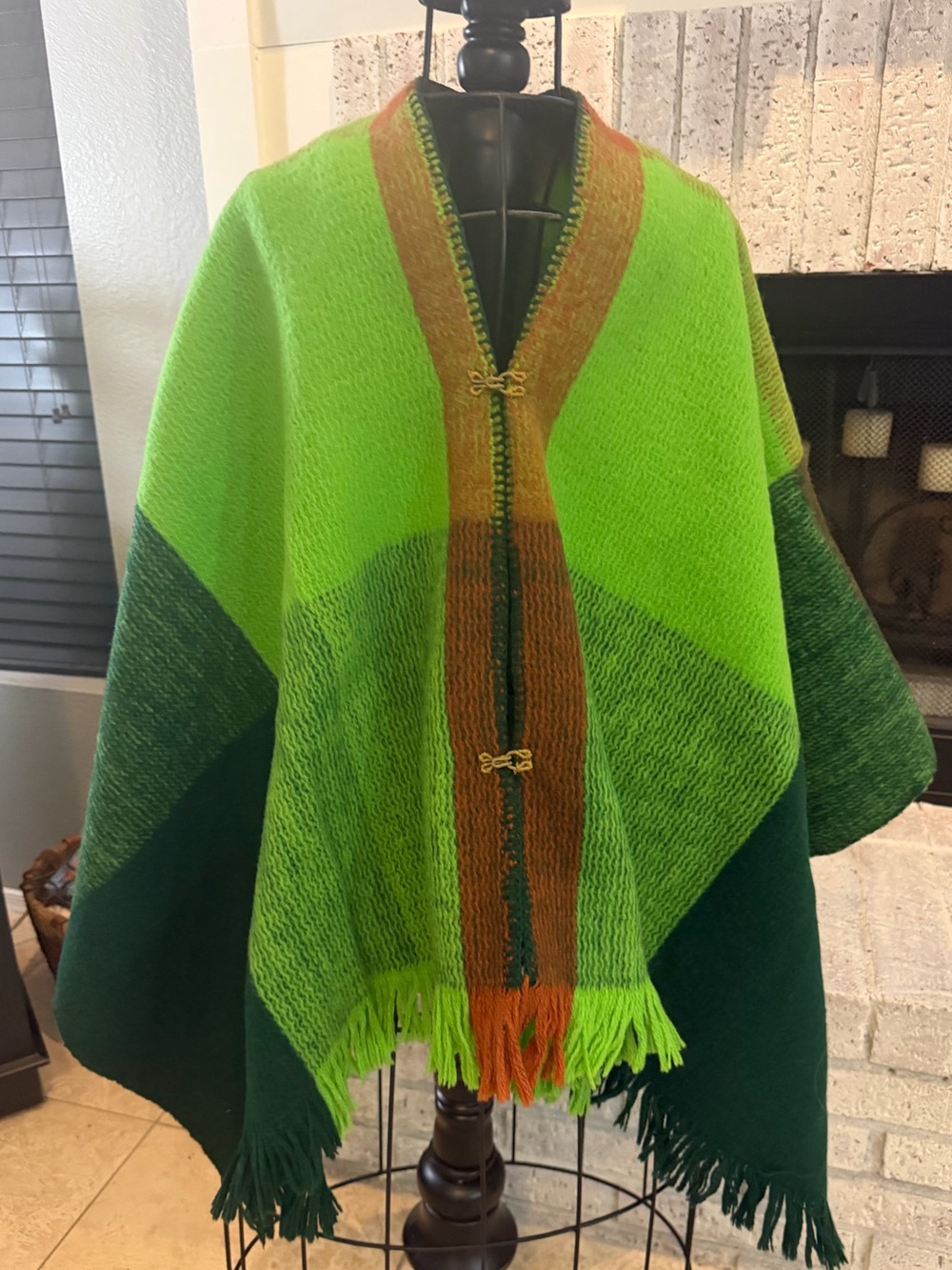 Vintage Tequendama Colombia 100% Wool Color Block Poncho Cape Fringe Green OS